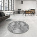 Round Patterned Cloud Gray Rug in a Office, pat3092gry