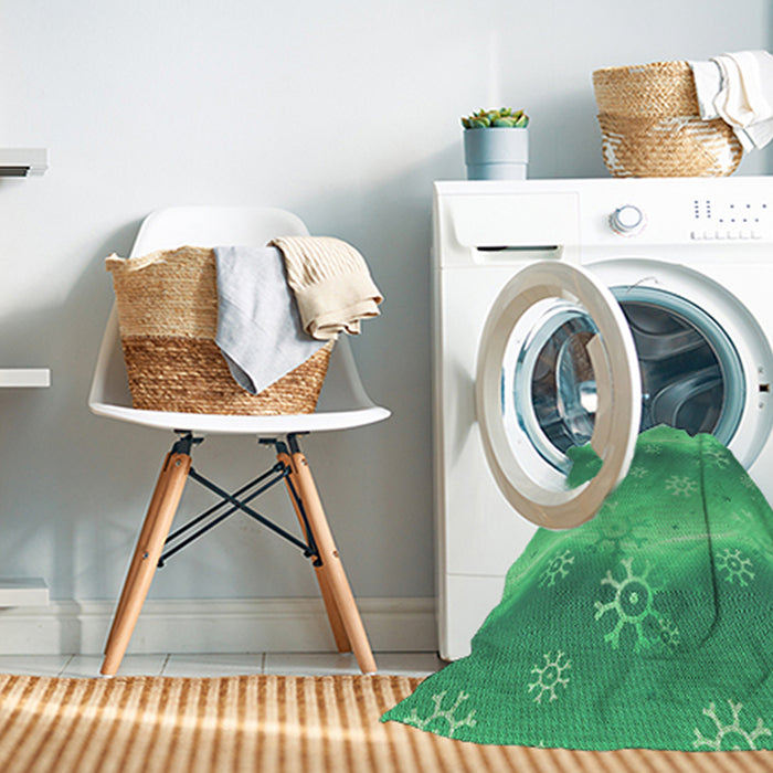 Machine Washable Transitional Spring Green Rug in a Washing Machine, wshpat3093grn