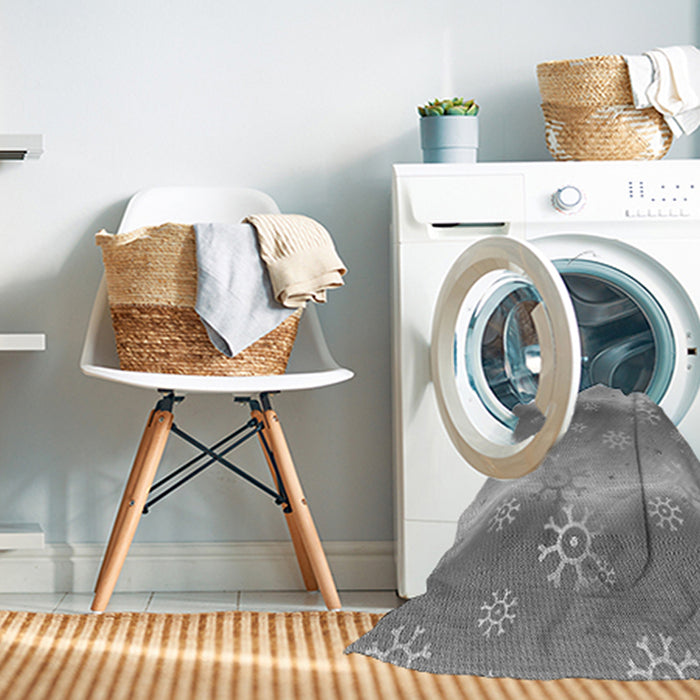 Machine Washable Transitional Cloud Gray Rug in a Washing Machine, wshpat3093gry