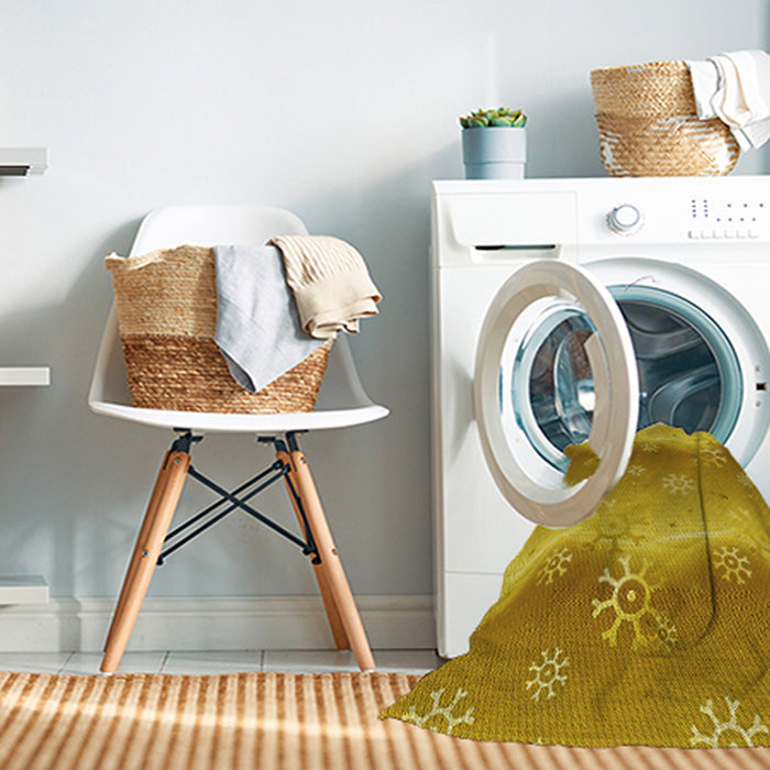 Machine Washable Transitional Deep Yellow Rug in a Washing Machine, wshpat3093yw