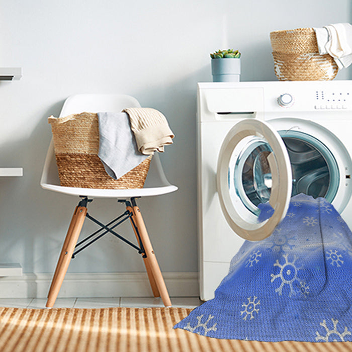 Machine Washable Transitional Ocean Blue Rug in a Washing Machine, wshpat3093