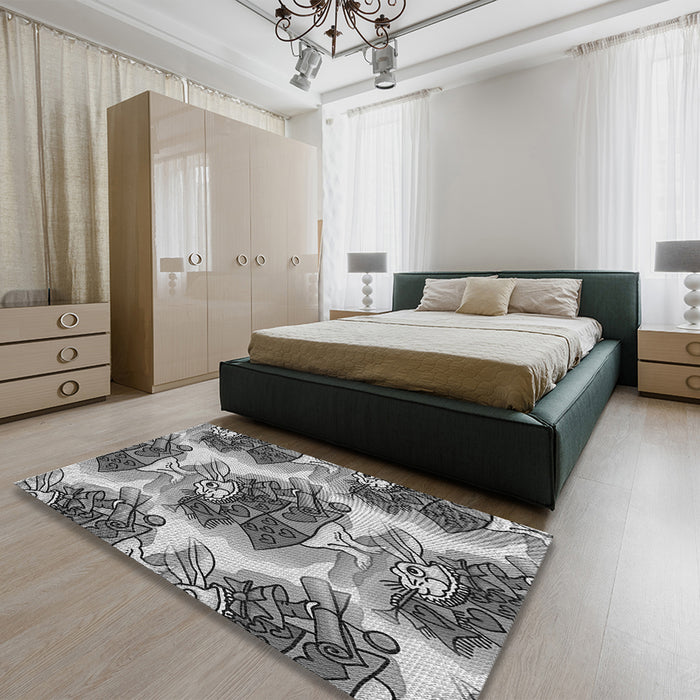 Round Machine Washable Transitional Silver Gray Rug in a Office, wshpat3109gry