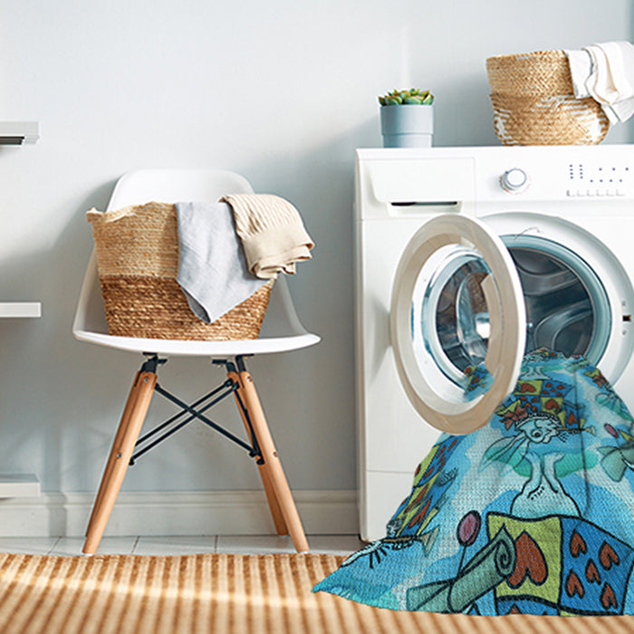 Machine Washable Transitional Greenish Blue Green Rug in a Washing Machine, wshpat3109lblu