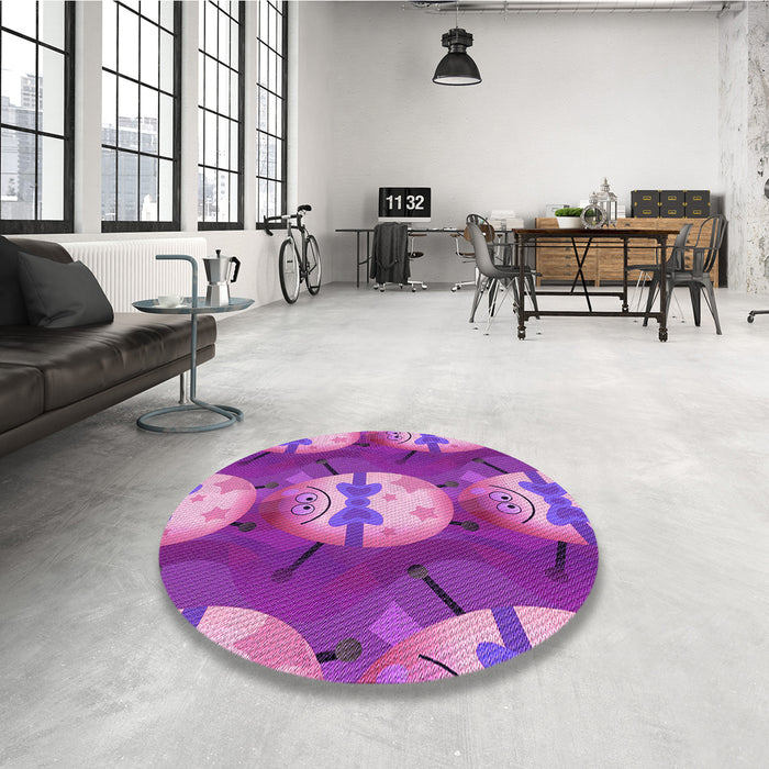 Round Patterned Orchid Purple Rug in a Office, pat3111pur