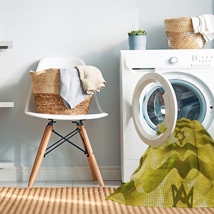 Machine Washable Transitional Yellow Rug in a Washing Machine, wshpat3115yw