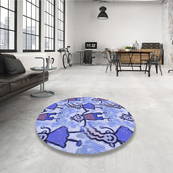 Round Patterned Royal Blue Rug in a Office, pat3118blu