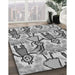 Machine Washable Transitional Silver Gray Rug in a Family Room, wshpat3118gry