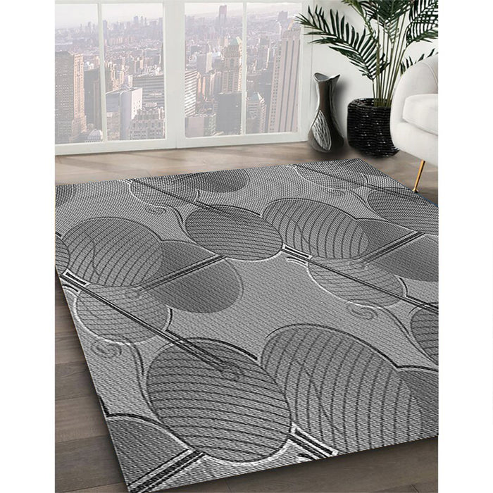 Patterned Carbon Gray Rug in Family Room, pat3119gry