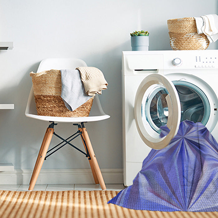 Machine Washable Transitional Sky Blue Rug in a Washing Machine, wshpat3122blu