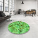 Round Patterned Emerald Green Rug in a Office, pat3129grn
