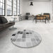 Round Patterned Gray Rug in a Office, pat3136gry