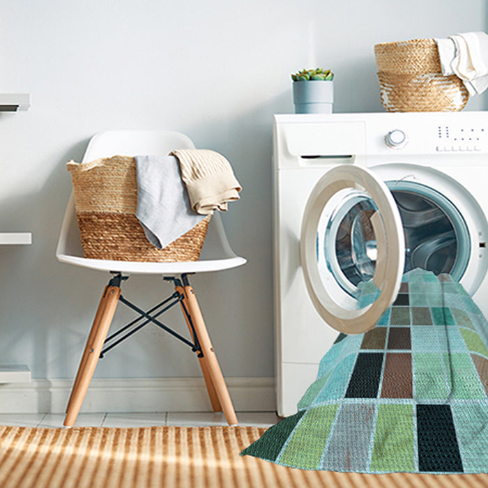 Machine Washable Transitional Deep-Sea Green Rug in a Washing Machine, wshpat3136lblu