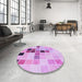 Round Patterned Blossom Pink Rug in a Office, pat3136pur