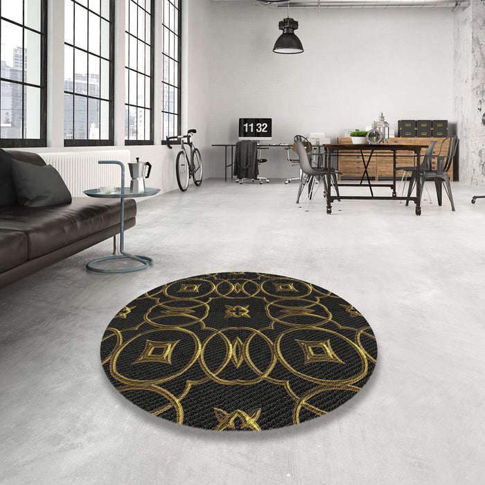 Round Machine Washable Transitional Brown Rug in a Office, wshpat3139