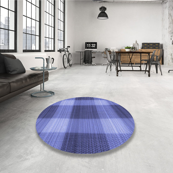 Round Patterned Sky Blue Rug in a Office, pat3141blu