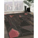 Patterned Mid Gray Novelty Rug in Family Room, pat3142