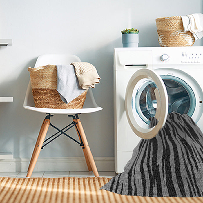 Machine Washable Transitional Gunmetal Gray Rug in a Washing Machine, wshpat3145gry