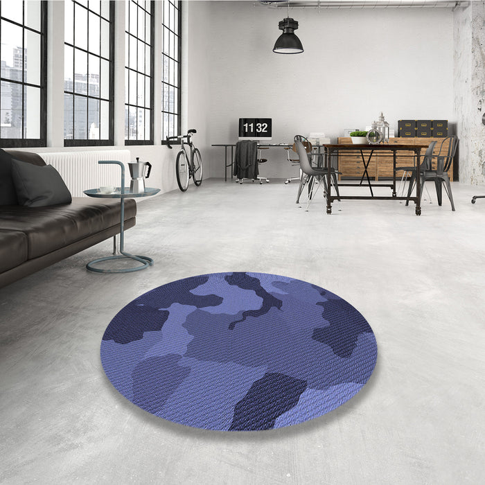 Round Patterned Blue Rug in a Office, pat3148blu