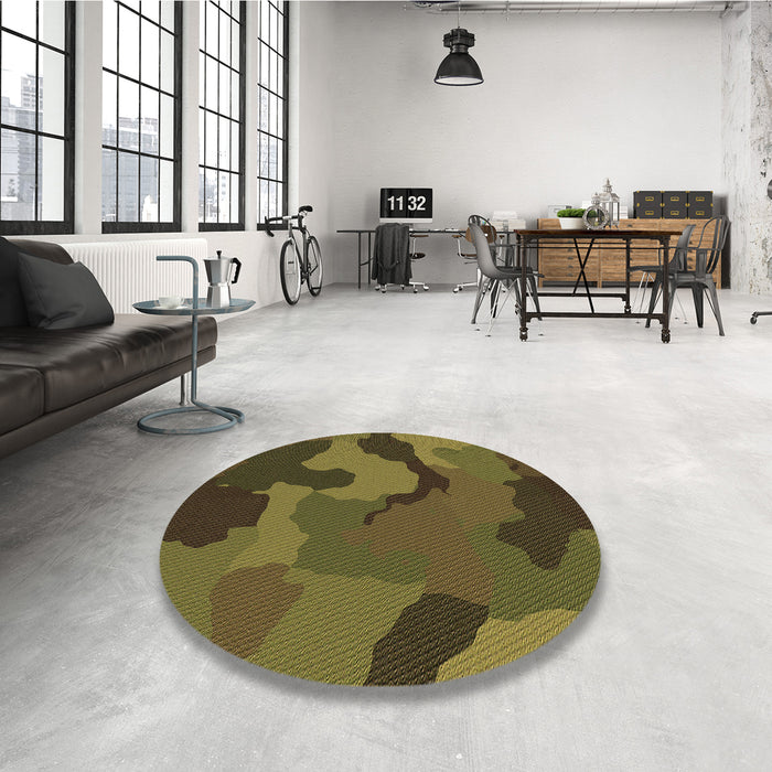 Round Patterned Dark Yellow Green Rug in a Office, pat3148brn