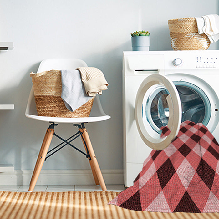 Machine Washable Transitional Red Rug in a Washing Machine, wshpat3150rd