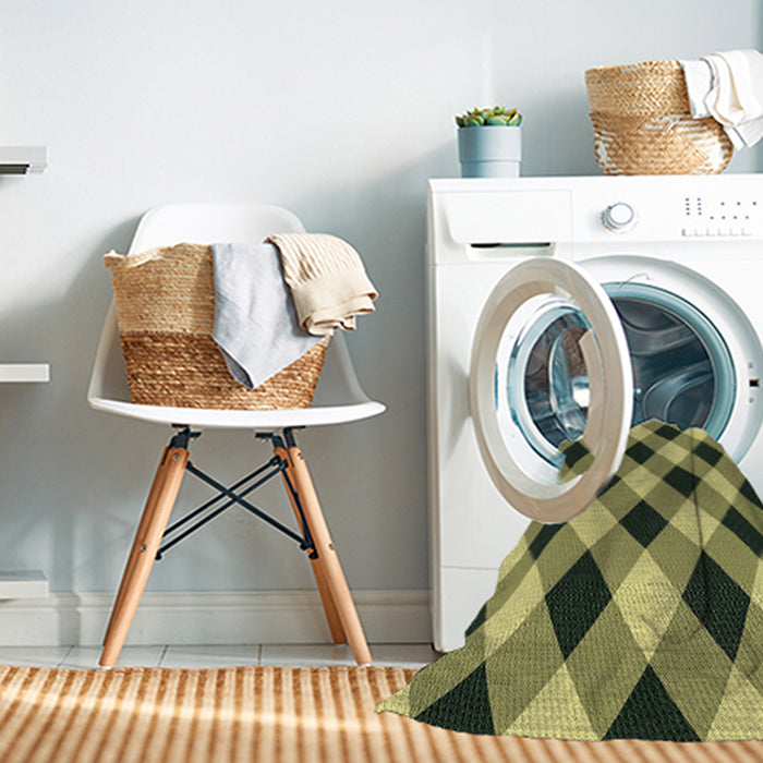 Machine Washable Transitional Metallic Gold Rug in a Washing Machine, wshpat3150