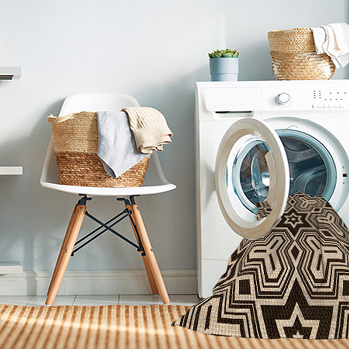 Machine Washable Transitional Black Brown Rug in a Washing Machine, wshpat3152org