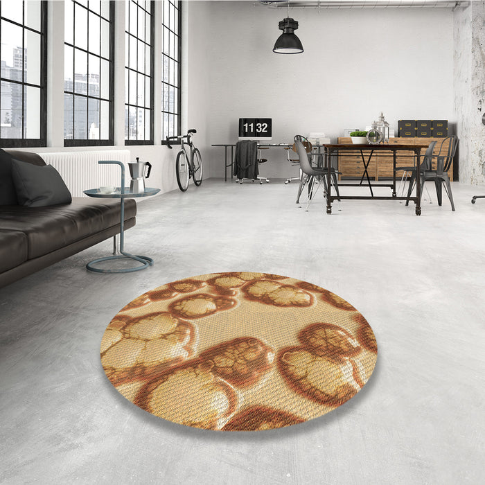 Round Patterned Orange Rug in a Office, pat3155brn