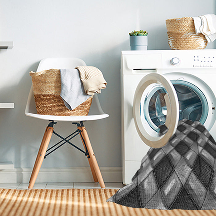 Machine Washable Transitional Dark Gray Rug in a Washing Machine, wshpat3158gry