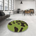 Round Patterned Pistachio Green Rug in a Office, pat3178brn