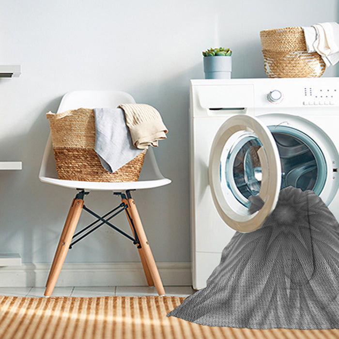 Machine Washable Transitional Carbon Gray Rug in a Washing Machine, wshpat318gry