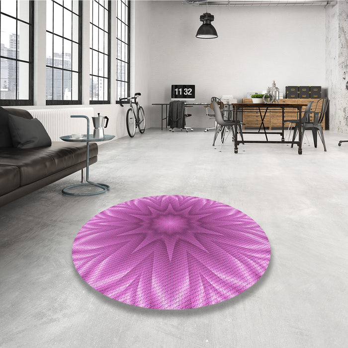 Round Patterned Neon Pink Rug in a Office, pat318pur