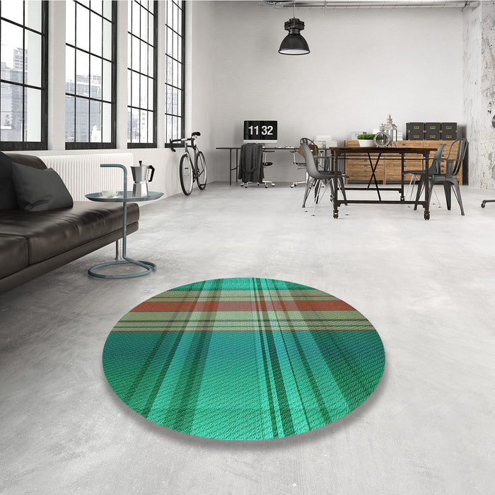 Round Patterned Light Sea Green Rug in a Office, pat3183lblu