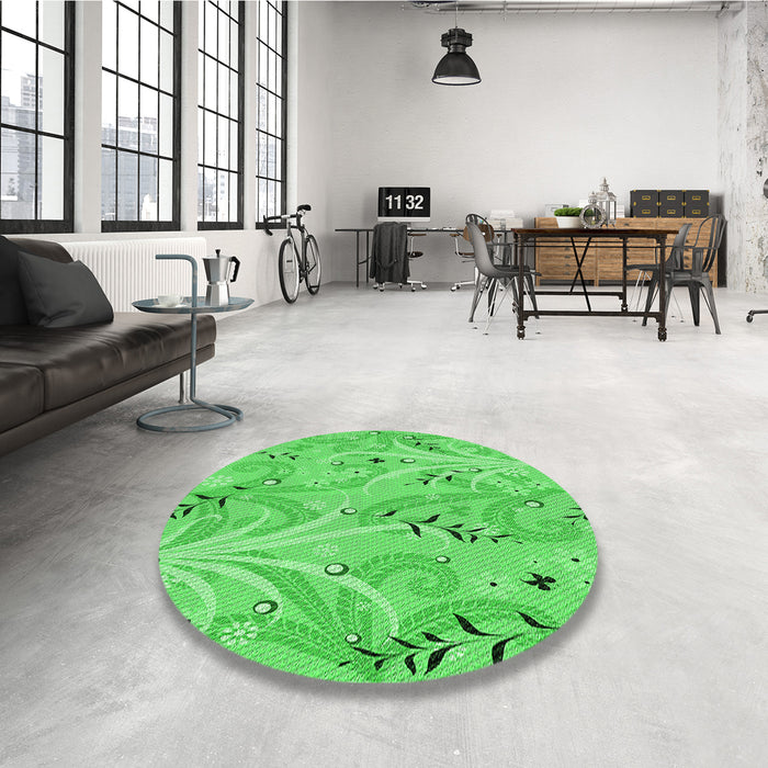 Round Patterned Neon Green Rug in a Office, pat3187grn