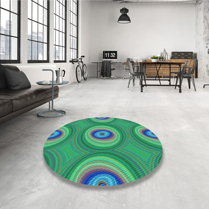 Round Patterned Spring Green Rug in a Office, pat3198lblu