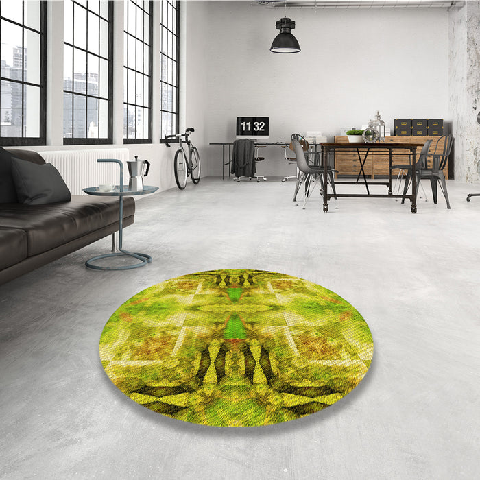 Round Patterned Dark Yellow Green Rug in a Office, pat3205yw
