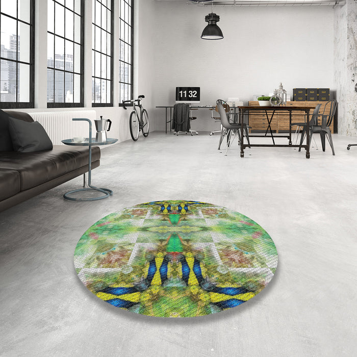 Round Machine Washable Transitional Green Rug in a Office, wshpat3205