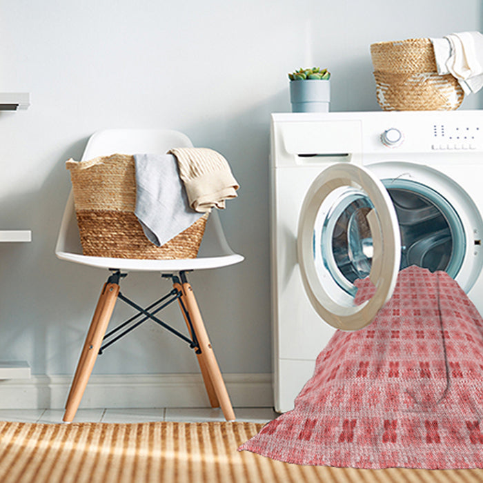 Machine Washable Transitional Pink Rug in a Washing Machine, wshpat3206rd