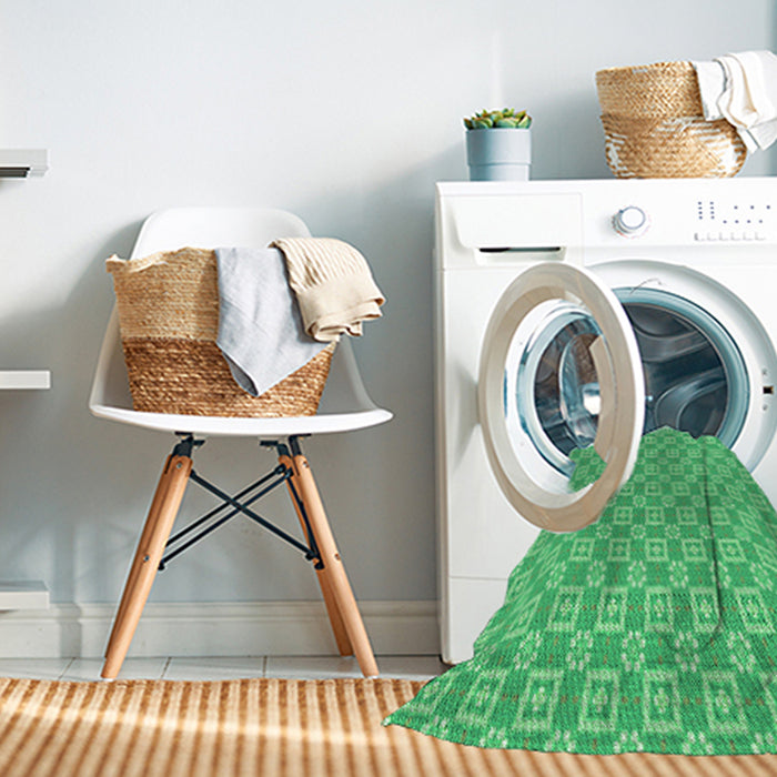 Machine Washable Transitional Lime Mint Green Rug in a Washing Machine, wshpat3208grn