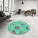Round Patterned Medium Sea Green Rug in a Office, pat3220lblu