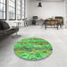 Round Patterned Emerald Green Rug in a Office, pat3222grn