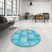 Round Patterned Blue Rug in a Office, pat3235lblu