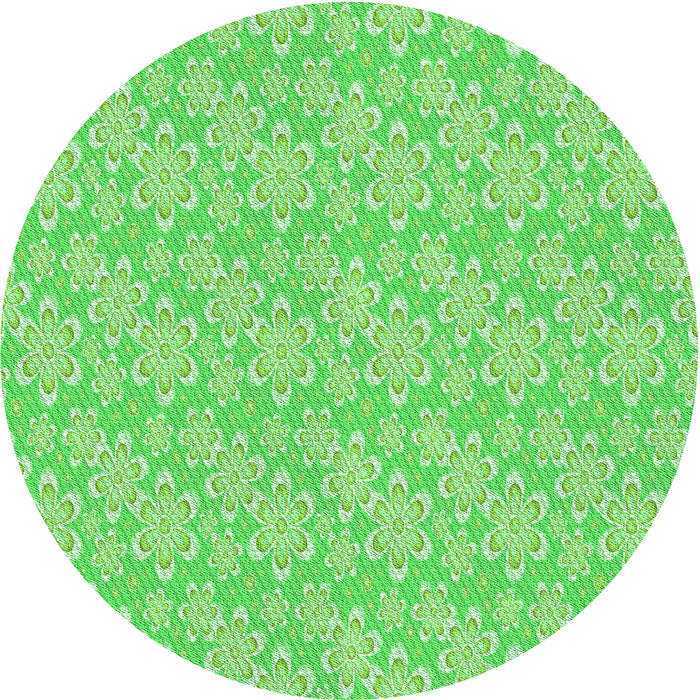 Square Machine Washable Transitional Emerald Green Rug in a Living Room, wshpat3237grn