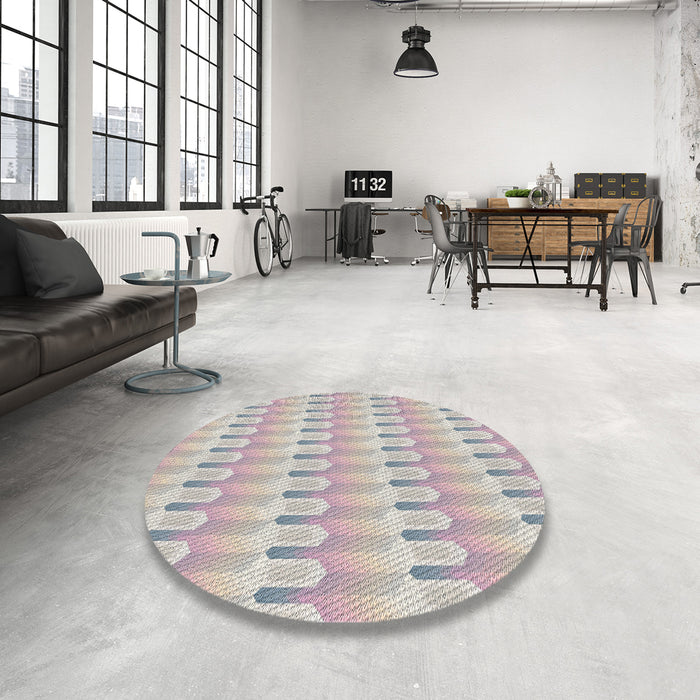 Round Machine Washable Transitional Rosy Pink Rug in a Office, wshpat3246