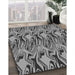 Patterned Cloud Gray Novelty Rug in Family Room, pat3265