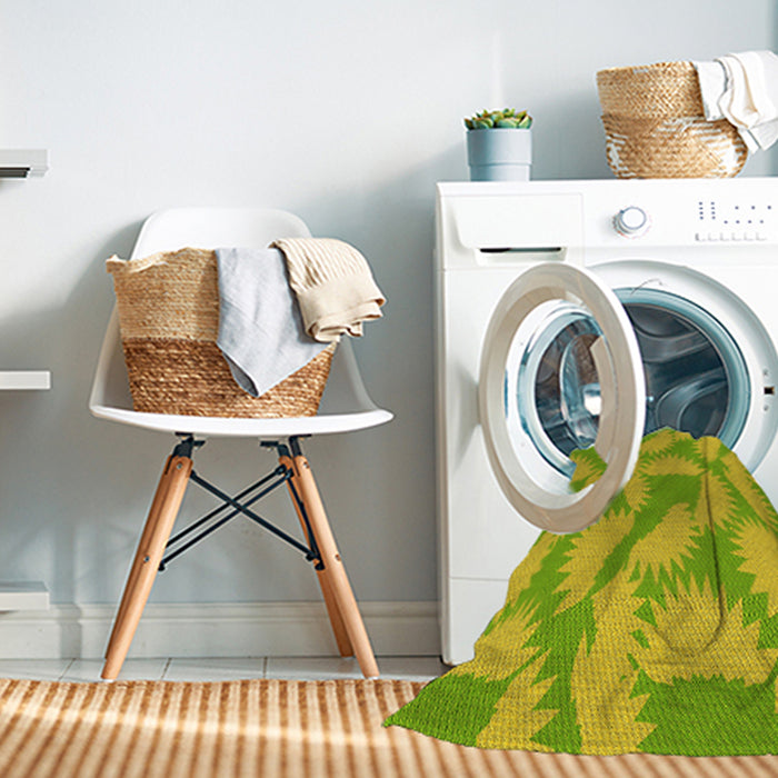 Machine Washable Transitional Pistachio Green Rug in a Washing Machine, wshpat3288yw