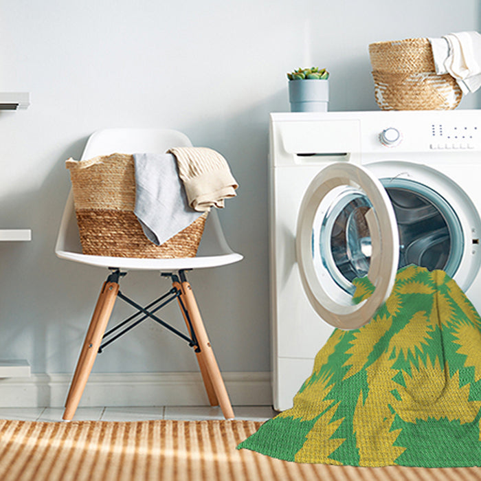 Machine Washable Transitional Green Rug in a Washing Machine, wshpat3288