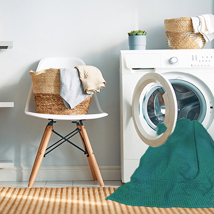 Machine Washable Transitional Dark Cyan Green Rug in a Washing Machine, wshpat3295lblu