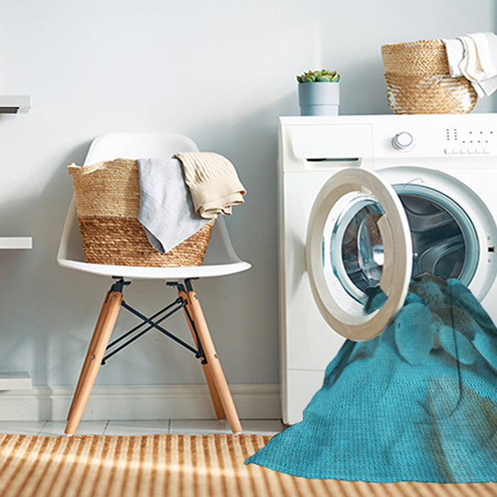 Machine Washable Transitional Bright Turquoise Blue Rug in a Washing Machine, wshpat3298lblu