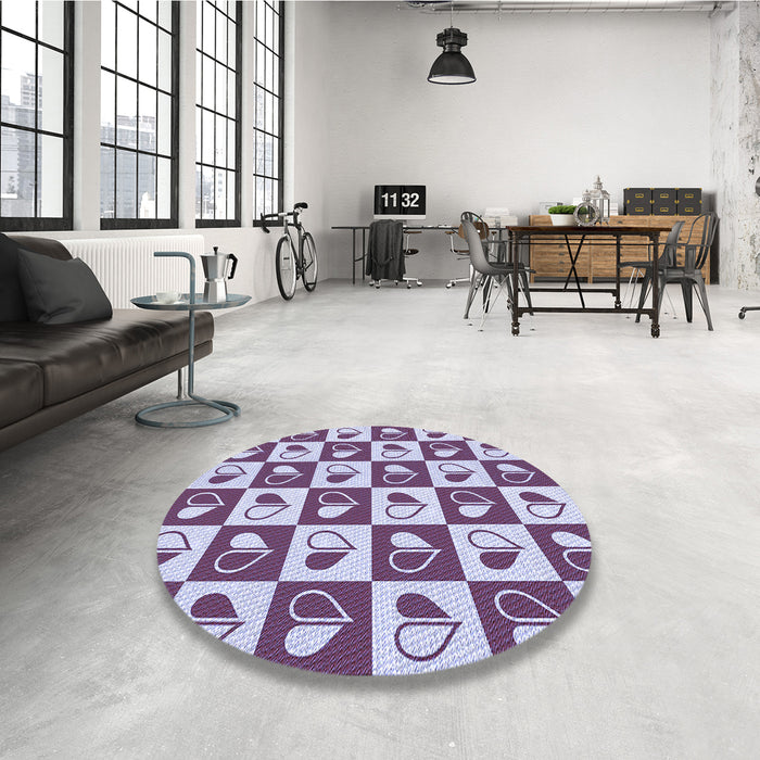 Round Patterned Purple Rug in a Office, pat330blu