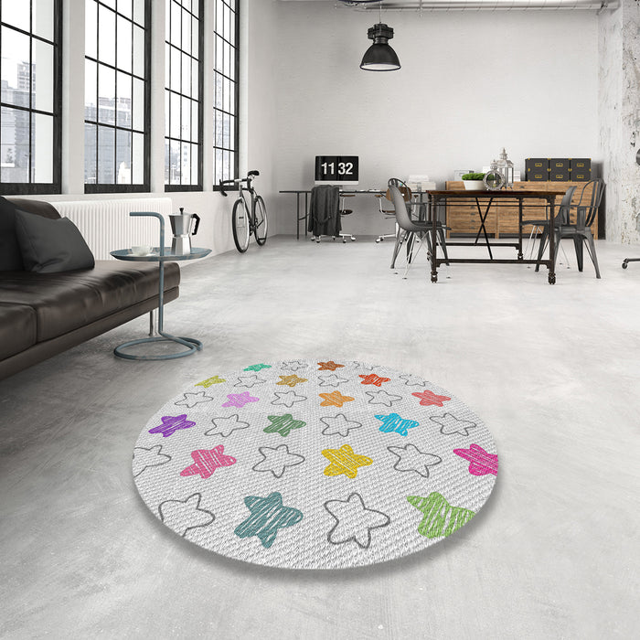 Round Machine Washable Transitional Pearl White Beige Rug in a Office, wshpat3300
